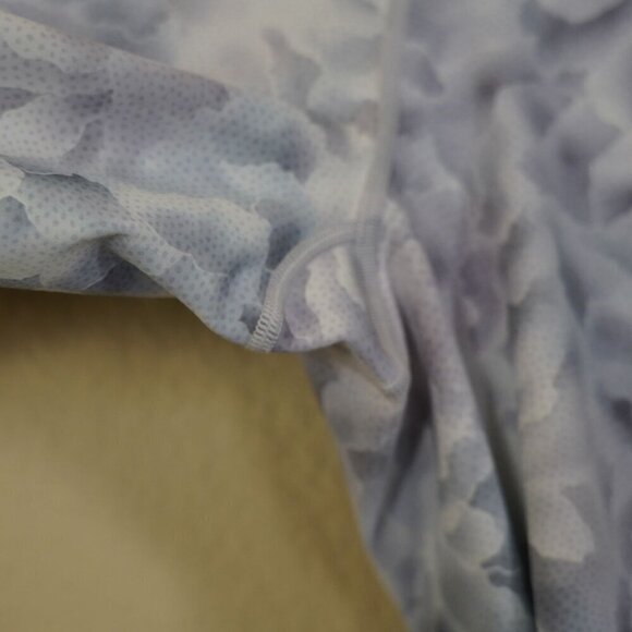 Athleta Salutation Stash Tight 7/8 Legging Abstract Grey Pink Pockets L Workout - Picture 6 of 10